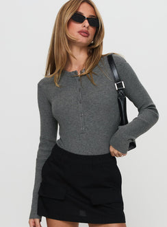 front view of model wearing Princess Polly Kerra Long Sleeve Bodysuit Charcoal Full Sleeves 