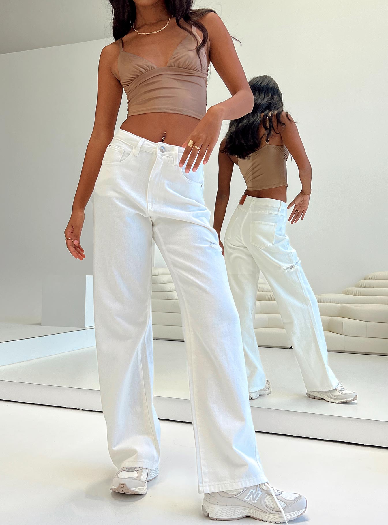 Womens white hot sale wide leg jeans