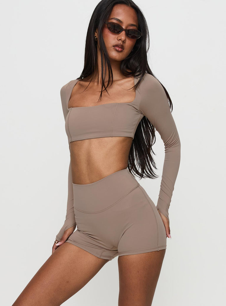 Touchdown Active Contour Short Taupe