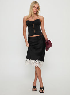   front view of model wearing Princess Polly Anchored Midi Skirt Noir Midi Skirts 