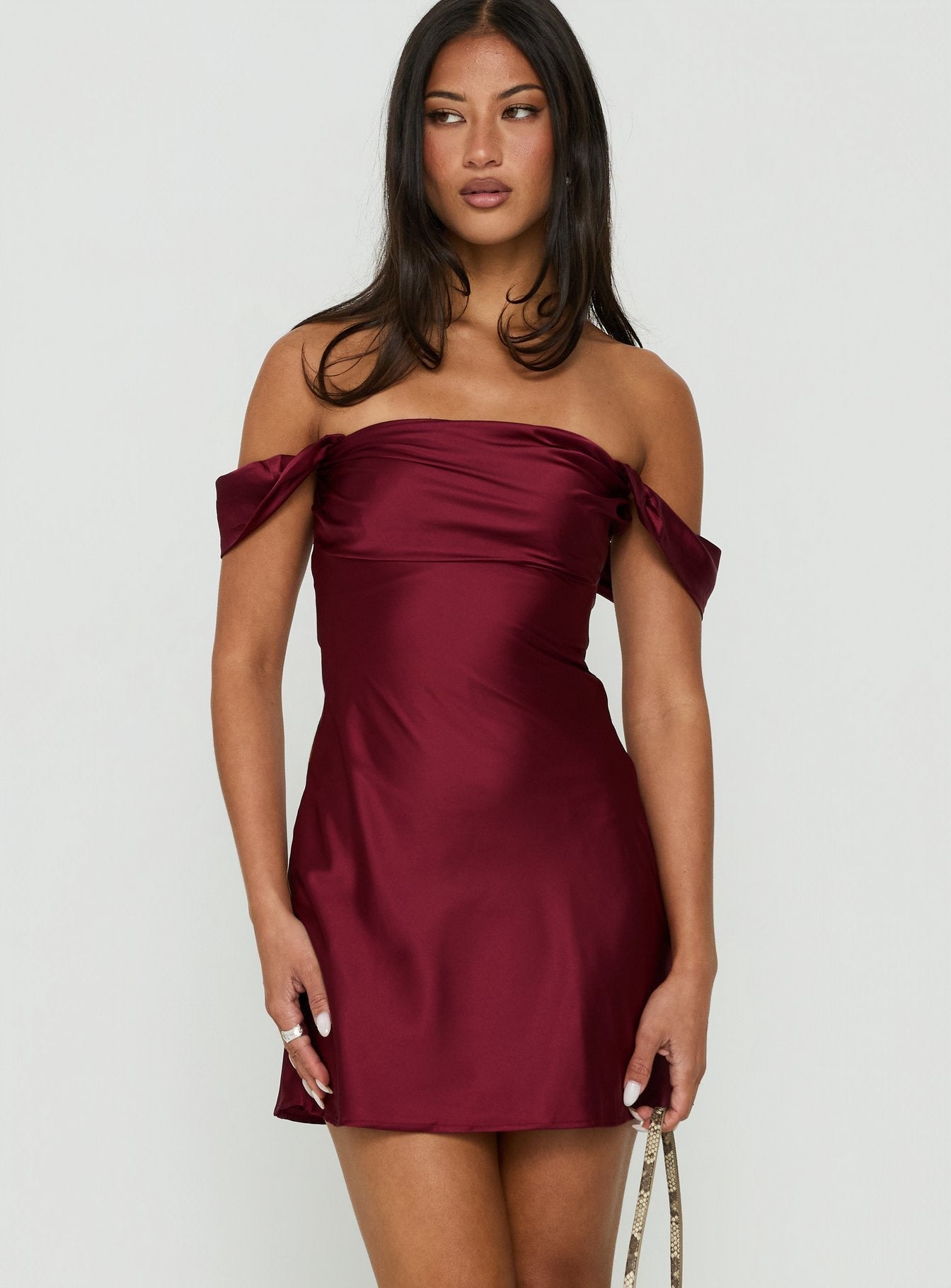 Zabbarra Off-Shoulder Minikleid Burgunderrot