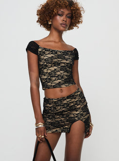 Matching set Lace material, off the shoulder style, elasticated waist, split in hem Good stretch, fully lined 