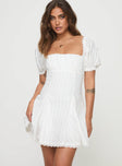 Mini dress Puff sleeve, square neckline, shirred band at back, invisible zip fastening Non-stretch material, fully lined 