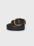 Faux leather belt black Gold-toned hardware, buckle fastening&nbsp;