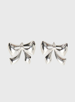 Make Believe Bow Earrings Silver