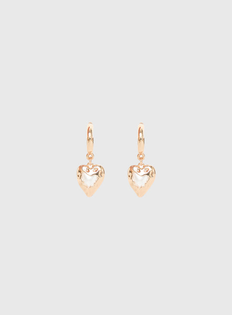 Live In Reality Heart Earrings Gold
