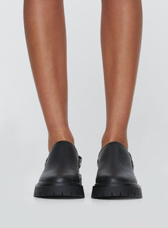 Faux leather mule Platform base, block heel, slip on design, sling back strap