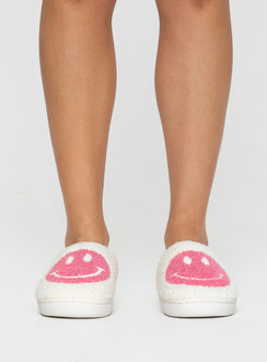 Slippers,  Slip on style, graphic print, closed toe, soft interior and outer, padded footbed