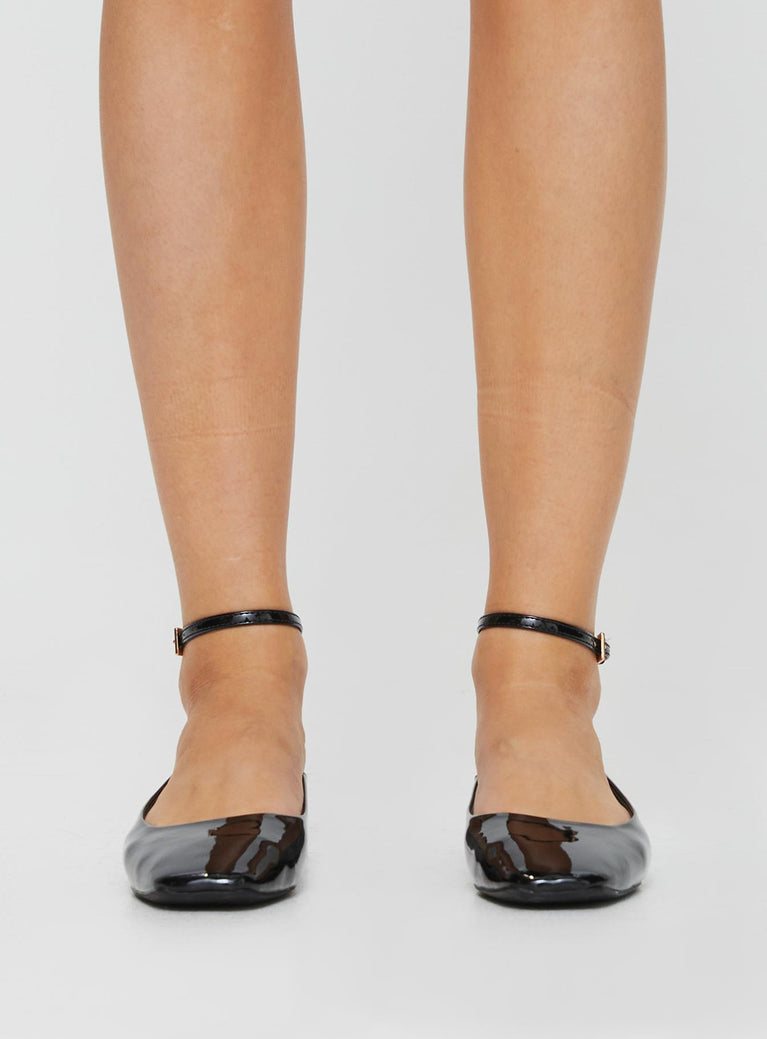 Faux leather ballet flats Single ankle strap with buckle fastening, square toe, padded footbed