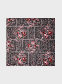 Graphic print hair scarf Can be worn multiple ways, non-stretch material 