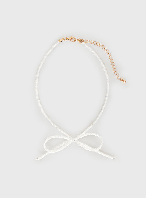 Orwell Necklace Pearl