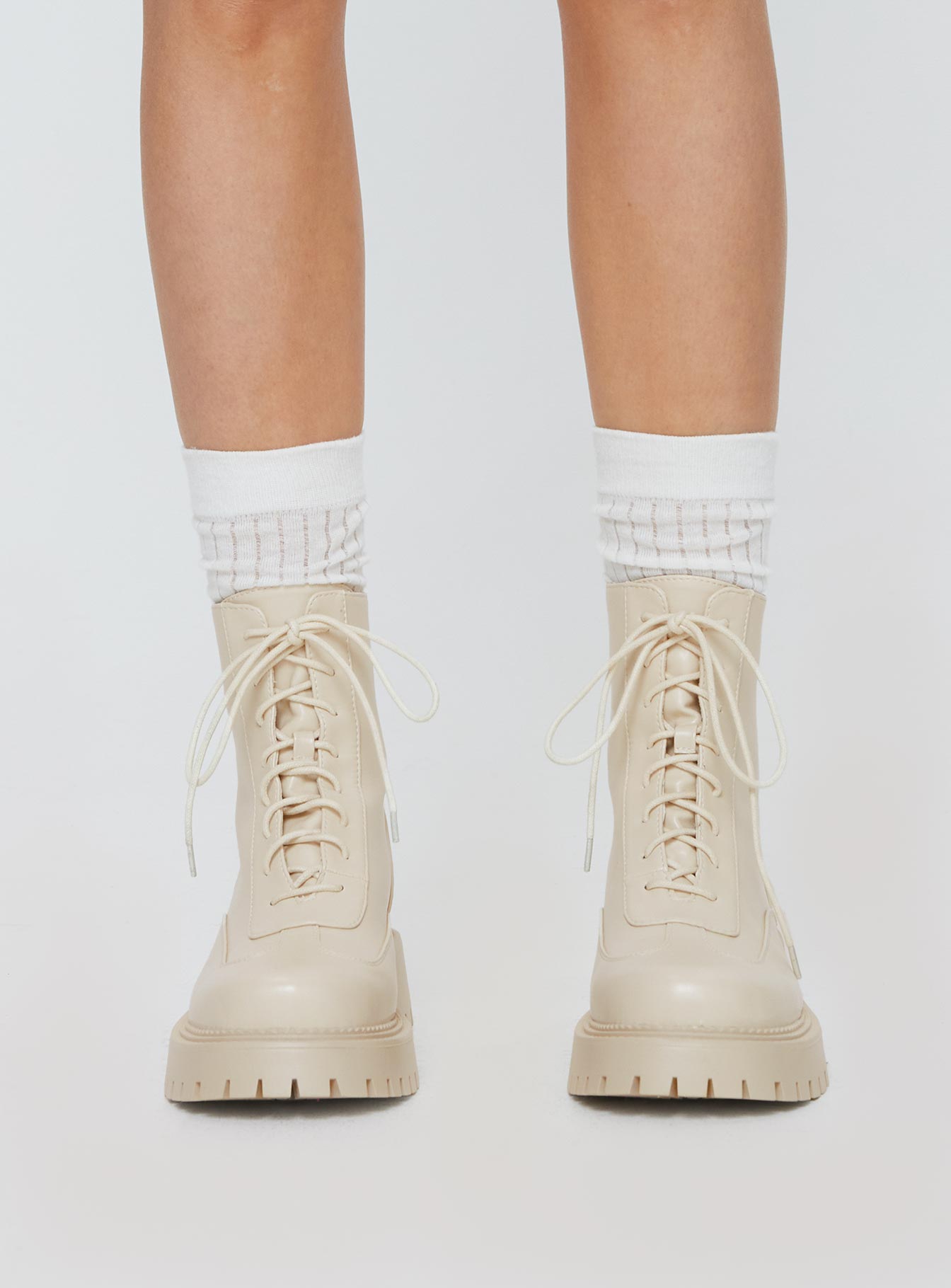 White lace up combat clearance boots