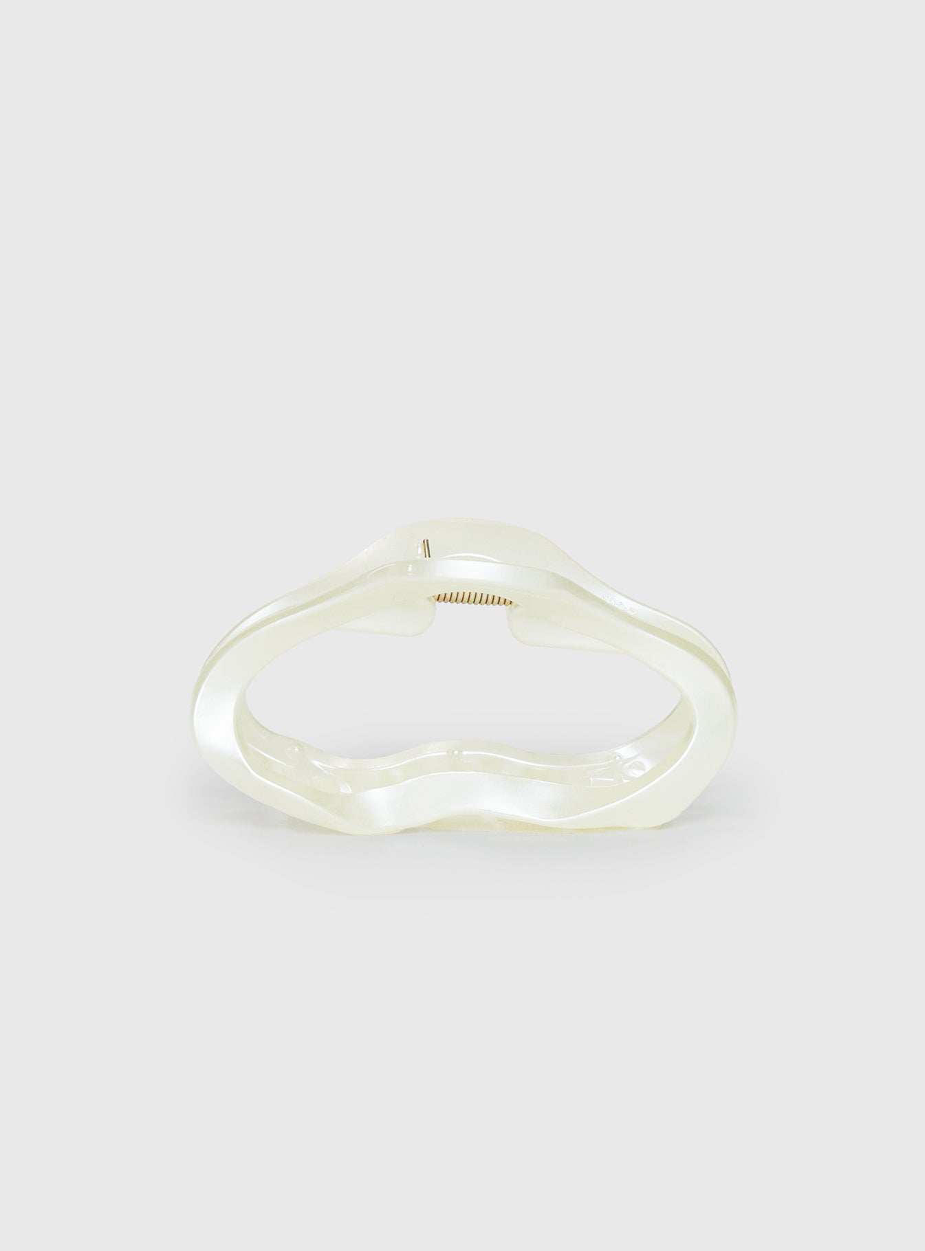 Take It Off Hair Clip Pearl