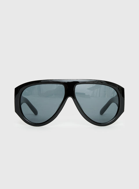 Nobody But You Oversized Sunglasses Black