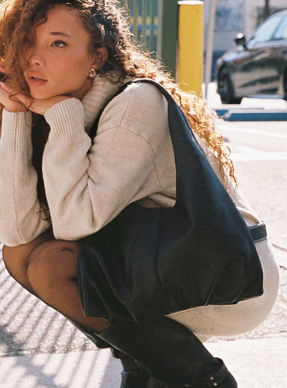 Zenia Shoulder Bag Black | Princess Polly