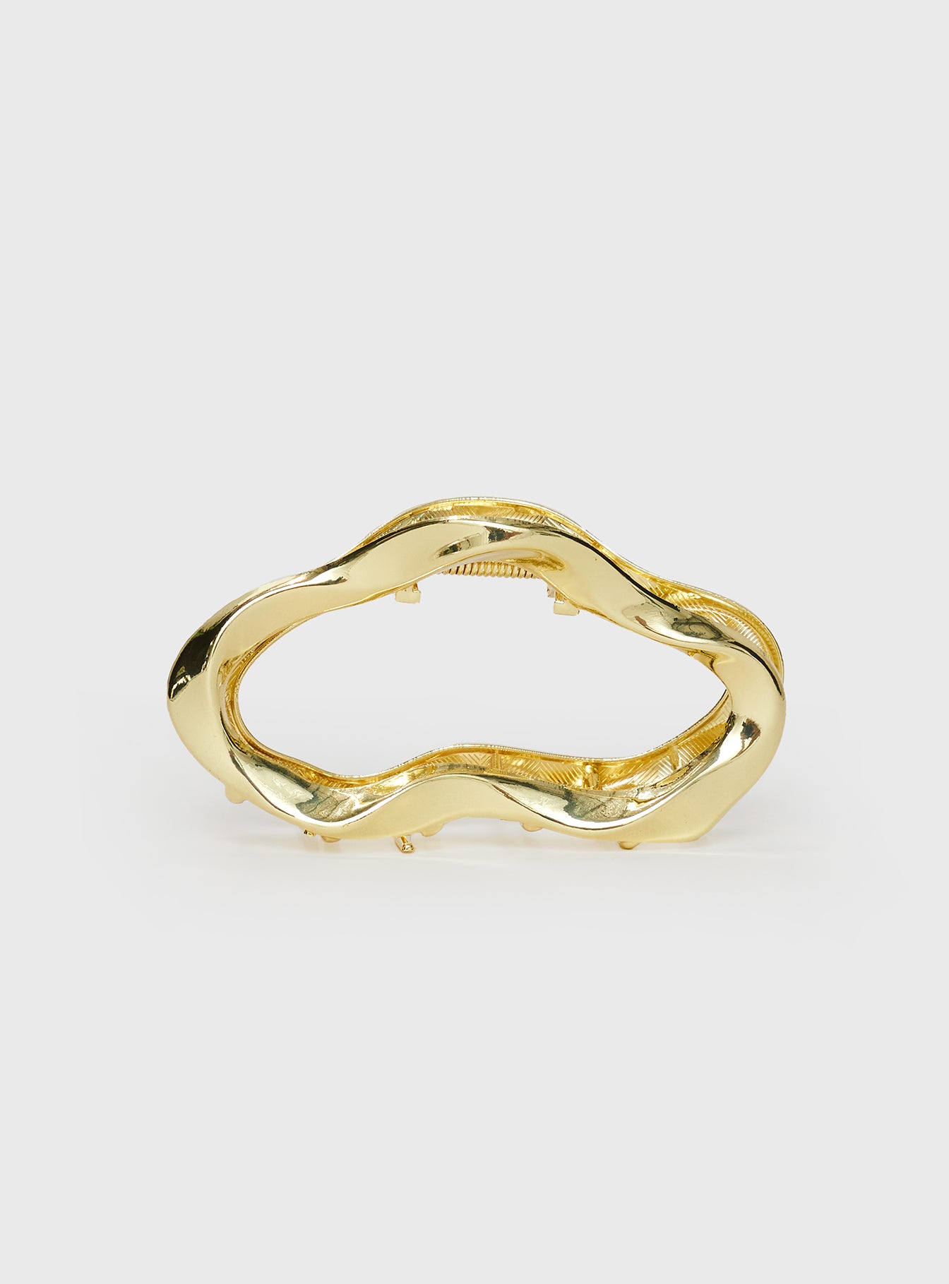 Gold-toned, claw clip