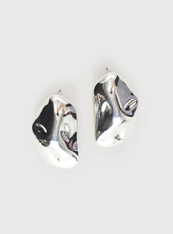 Silver toned earrings Stud fastening, lightweight