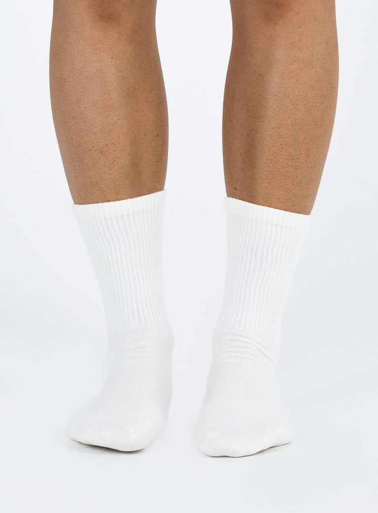 Crew socks Ribbed cuff Elasticated Good stretch 