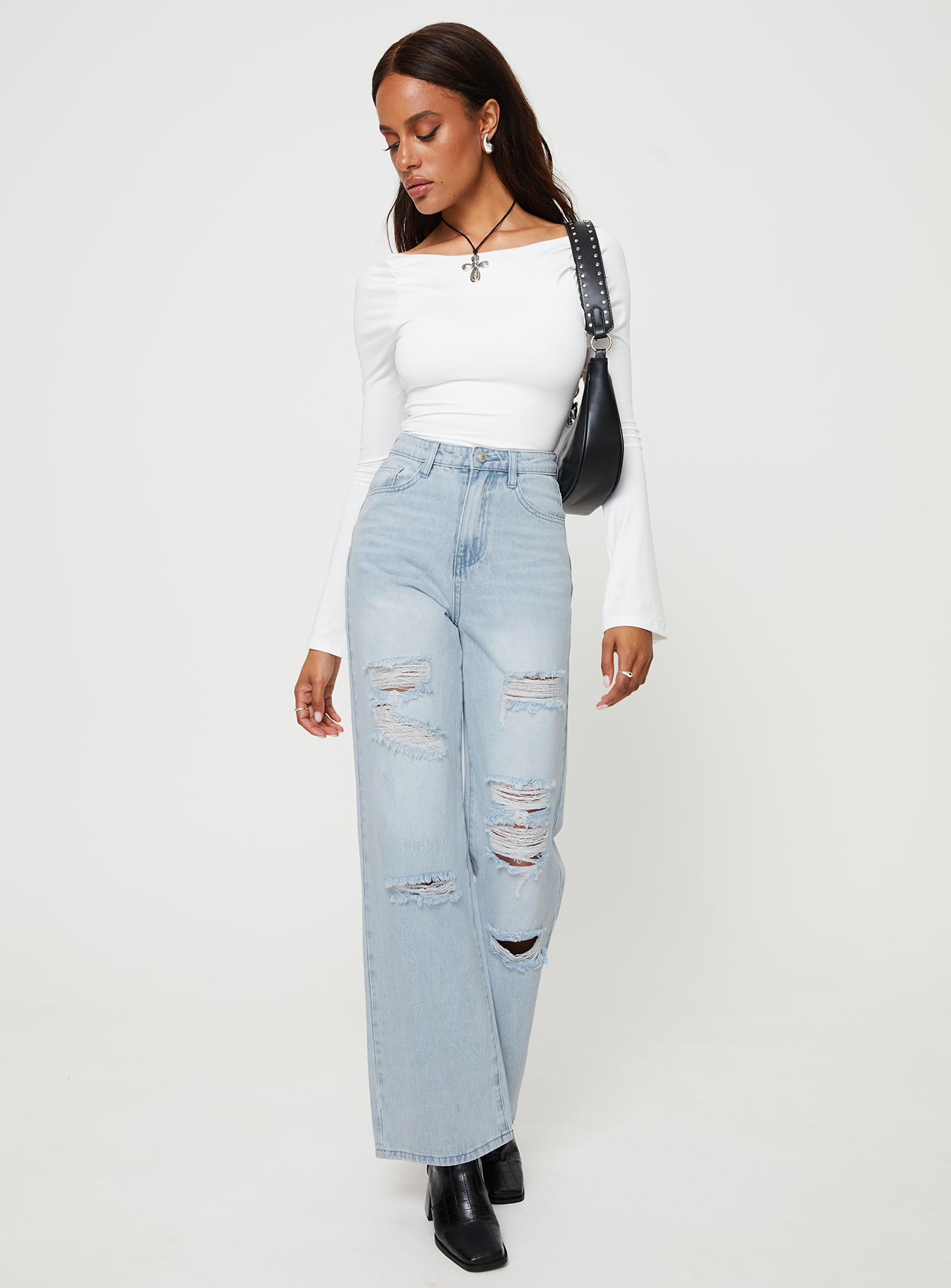 product Princess Polly Mid Rise  Bilston Boyfriend Jeans Light Wash Denim