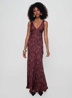 front view of model wearing Princess Polly Nell Jacquard Maxi Dress Burgundy V-Neck 