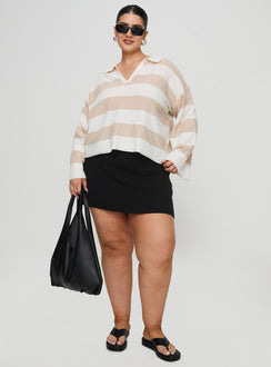 front view of model wearing Princess Polly Rick Sweater White / Beige Curve regular 