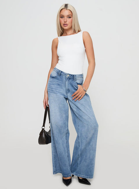 side view of model wearing Princess Polly Beresford Bodysuit White Sleeveless 