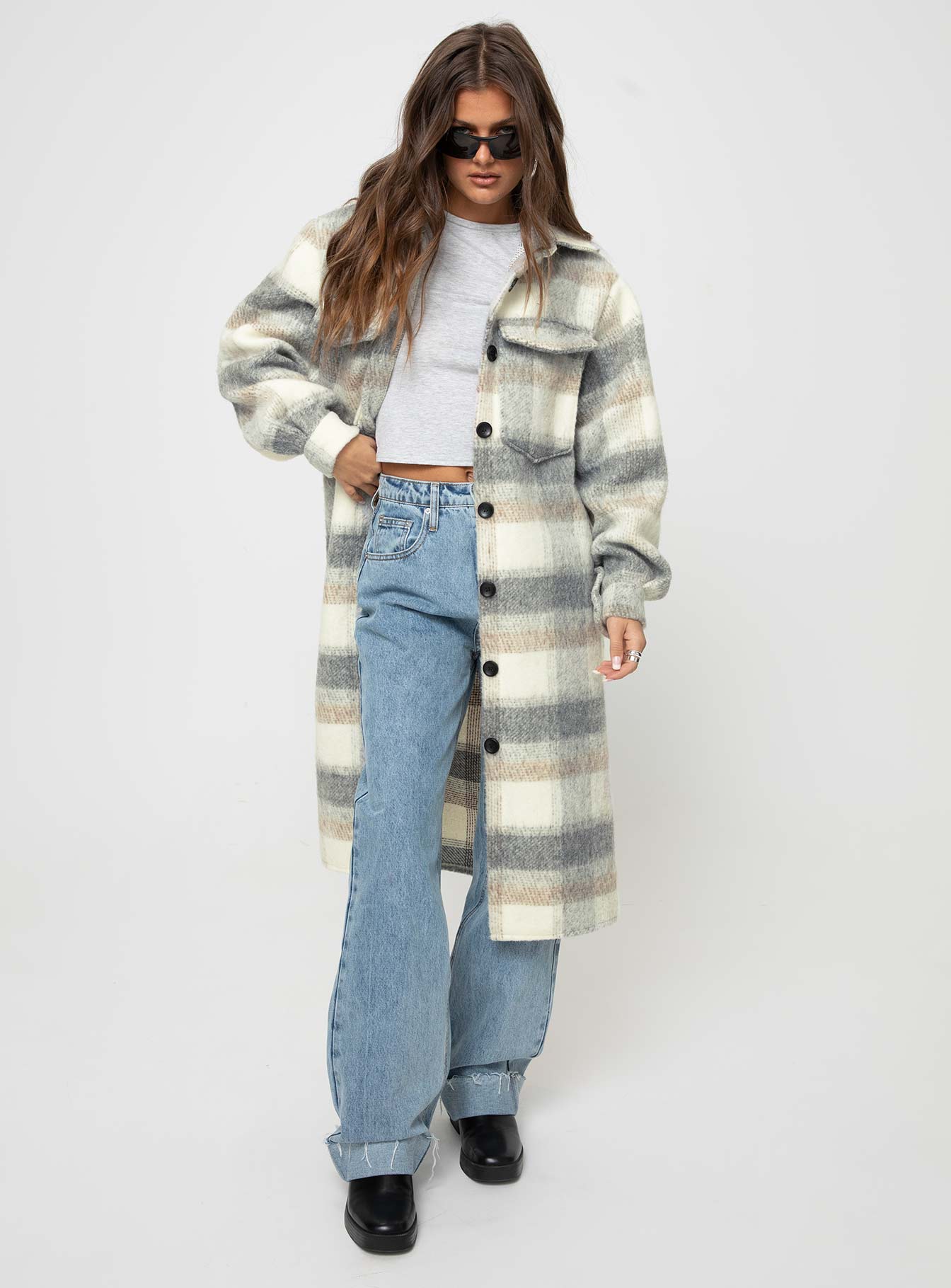 Plaid coat Classic collar, button fastening down front, twin chest pockets, single button cuff Non-stretch material, unlined 