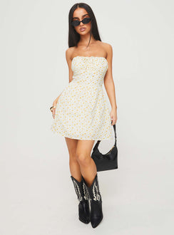 front view of model wearing Princess Polly Calidora Strapless Mini Dress Orange Floral Straight Neck 