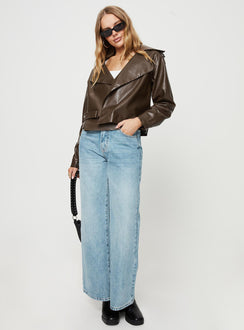 Oversized jacket Faux leather material, lapel collar, button fastening, snap button at cuff Non-stretch, fully lined