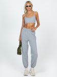 Matching set Quilted material Crop top Fixed straps Invisible zip fastening at side Pants High waisted