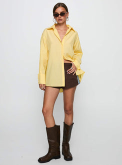 front view of model wearing Princess Polly Thousand Miles Oversized Long Sleeve Top Yellow Full Sleeves V-Neck 