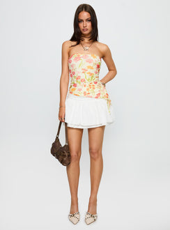 front view of model wearing Princess Polly Heidan Strapless Top Red Floral Sleeveless straight 