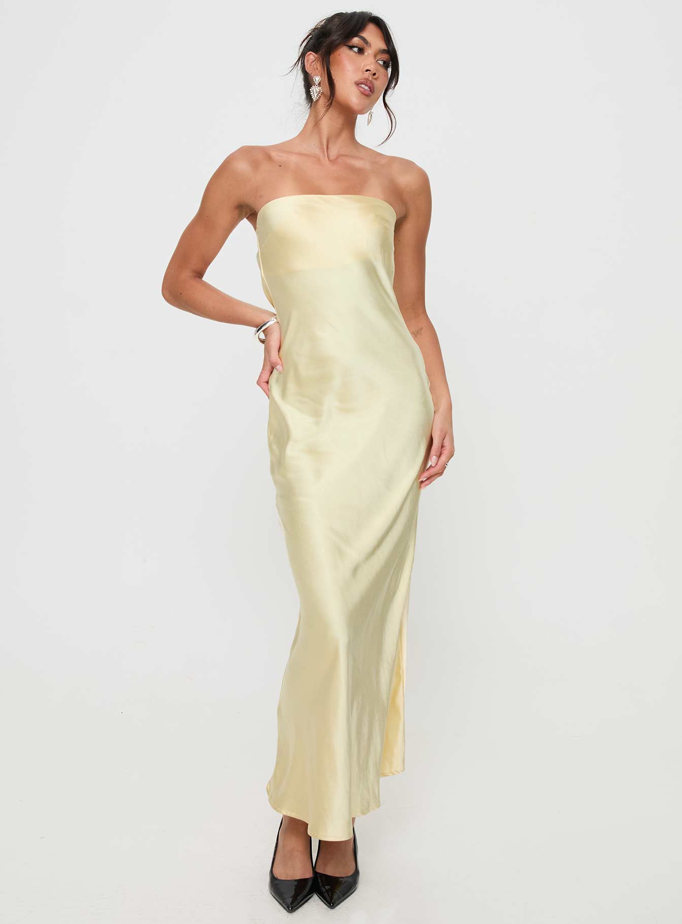 front view of model wearing Princess Polly Haley Maxi Dress Yellow Straight Neck 