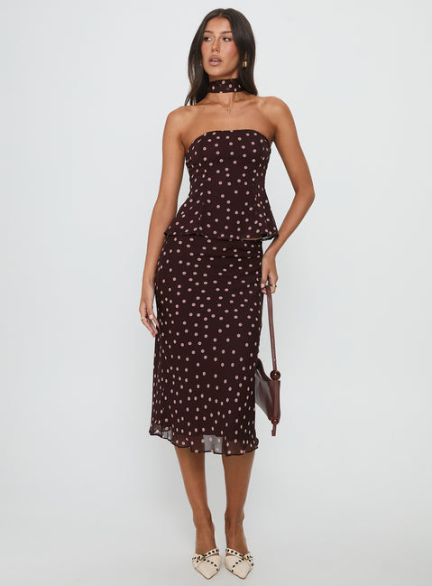   front view of model wearing Princess Polly Sydni Midi Bias Cut Skirt Chocolate / Pink Polka Midi Skirts 