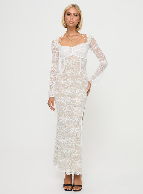 front view of model wearing Princess Polly Aubriella Lace Maxi Dress Cream Sweetheart Neckline 