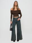 front view of model wearing Princess Polly Ziggie Low Rise Ultra Baggy Jeans Antique Wash Low Rise Jeans 