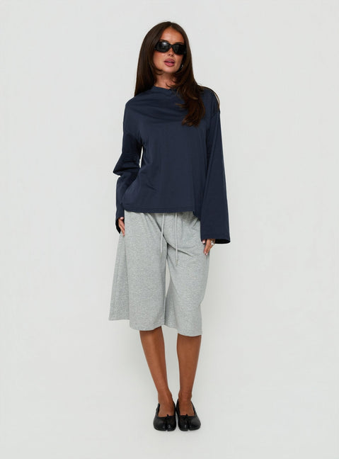 Settle Down Long Sleeve V Neck Top Navy