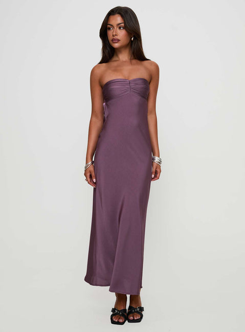 front view of model wearing Princess Polly Maryska Strapless Maxi Dress Purple Sweetheart Neckline 