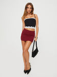 Crop top Straight neckline, adjustable straps, contrast lace trim detail Good stretch, fully lined  