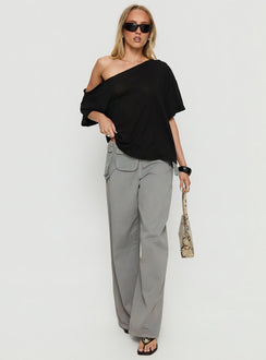 Winny Off Shoulder Tee Black