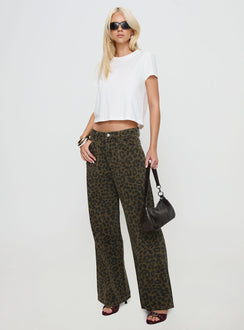 front view of model wearing Princess Polly Briony Jean Leopard Mid Rise 