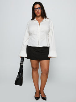 front view of model wearing Princess Polly By The Phone Long Sleeve Collared Top White Curve Full Sleeves V-Neck 