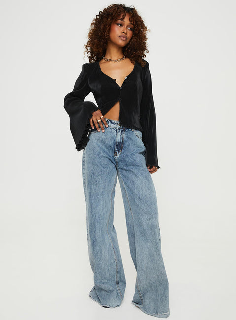 Front view of model wearing  front Princess Polly Full Sleeves High Neck  Collis Long Sleeve Top Black