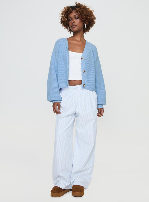 front view of model wearing Princess Polly Leskie Cardigan Pale Blue Cropped 
