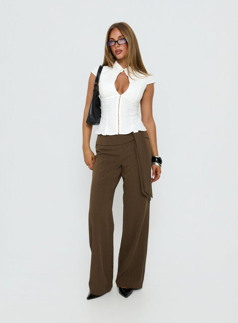 Yalanda Cut Out Collared Top White