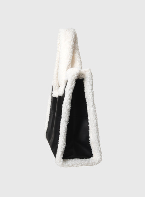 Faux leather tote bag   Fixed shoulder straps, fleece lining and trims, flat base