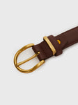 Faux leather belt Gold-toned hardware, buckle fastening 