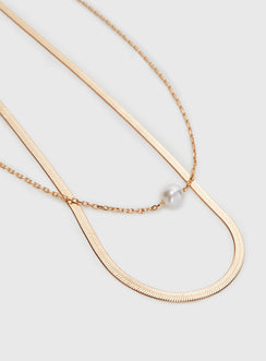 Capriana Necklace Gold