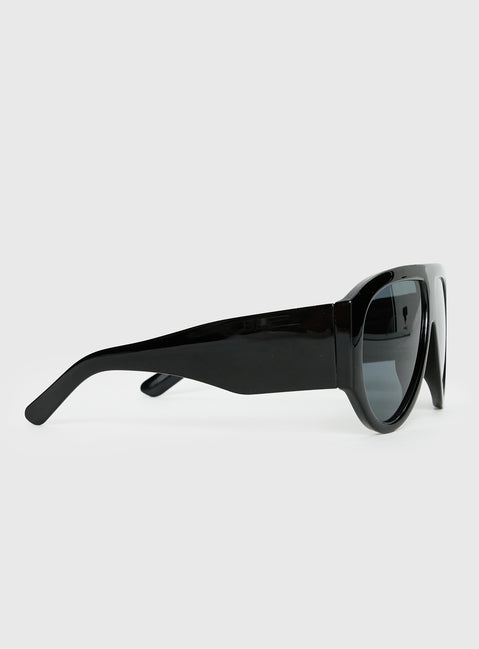 Nobody But You Oversized Sunglasses Black