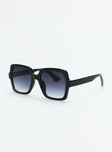 Sunglasses Moulded nose bridge  Ombre lenses  Lightweight 